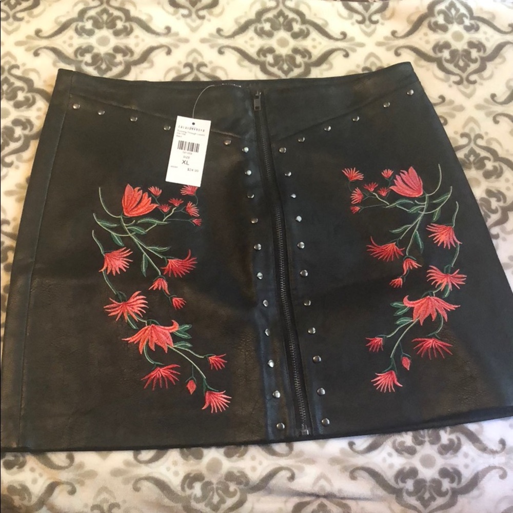 Fashion Nova Leather Skirt✨